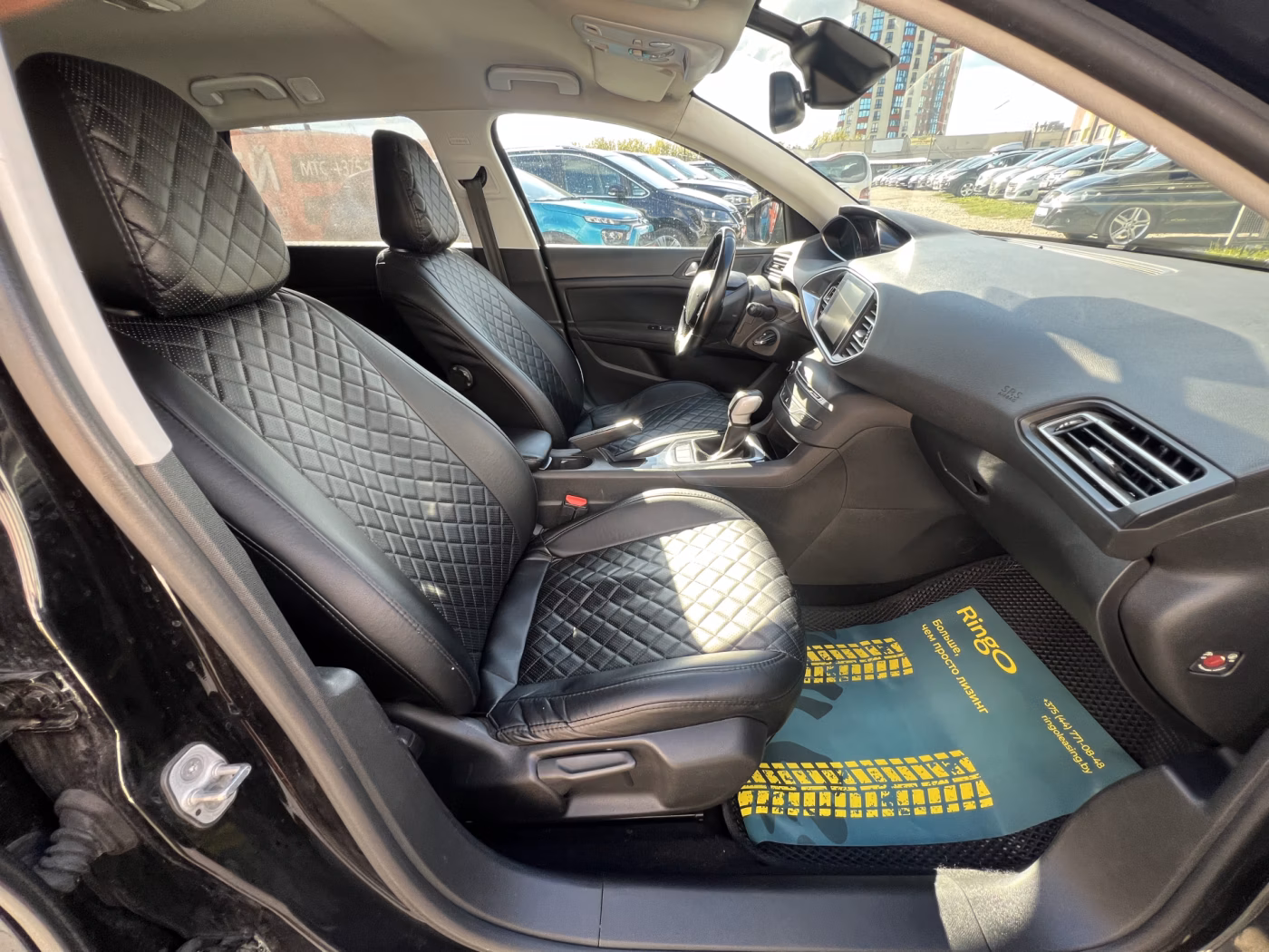 Peugeot 308 фото 16