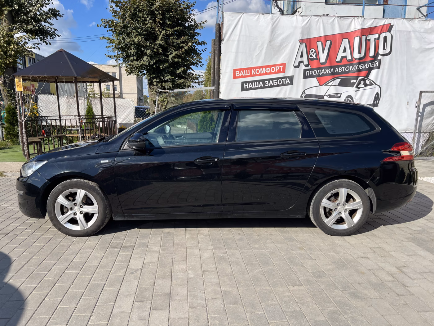 Peugeot 308 фото 5