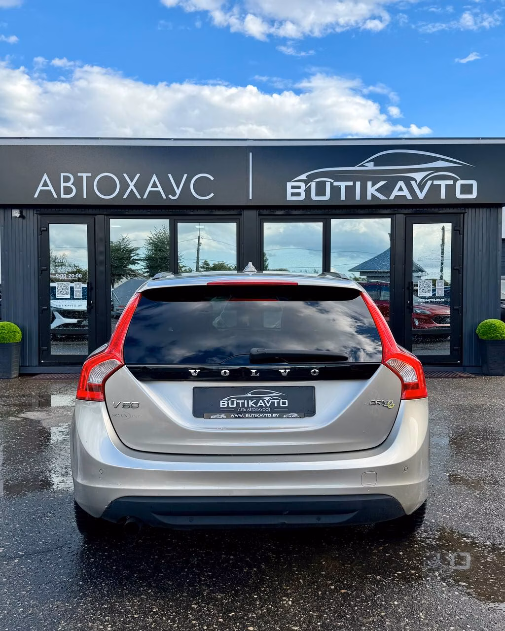 Volvo V60 фото 6