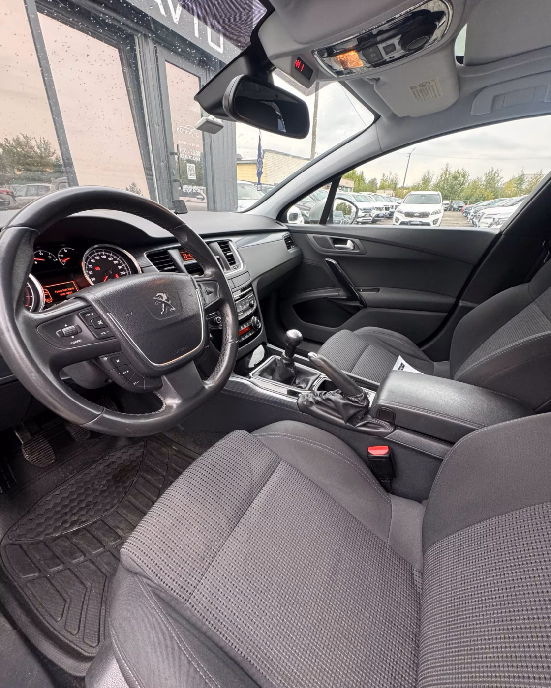 Peugeot 508 фото 8