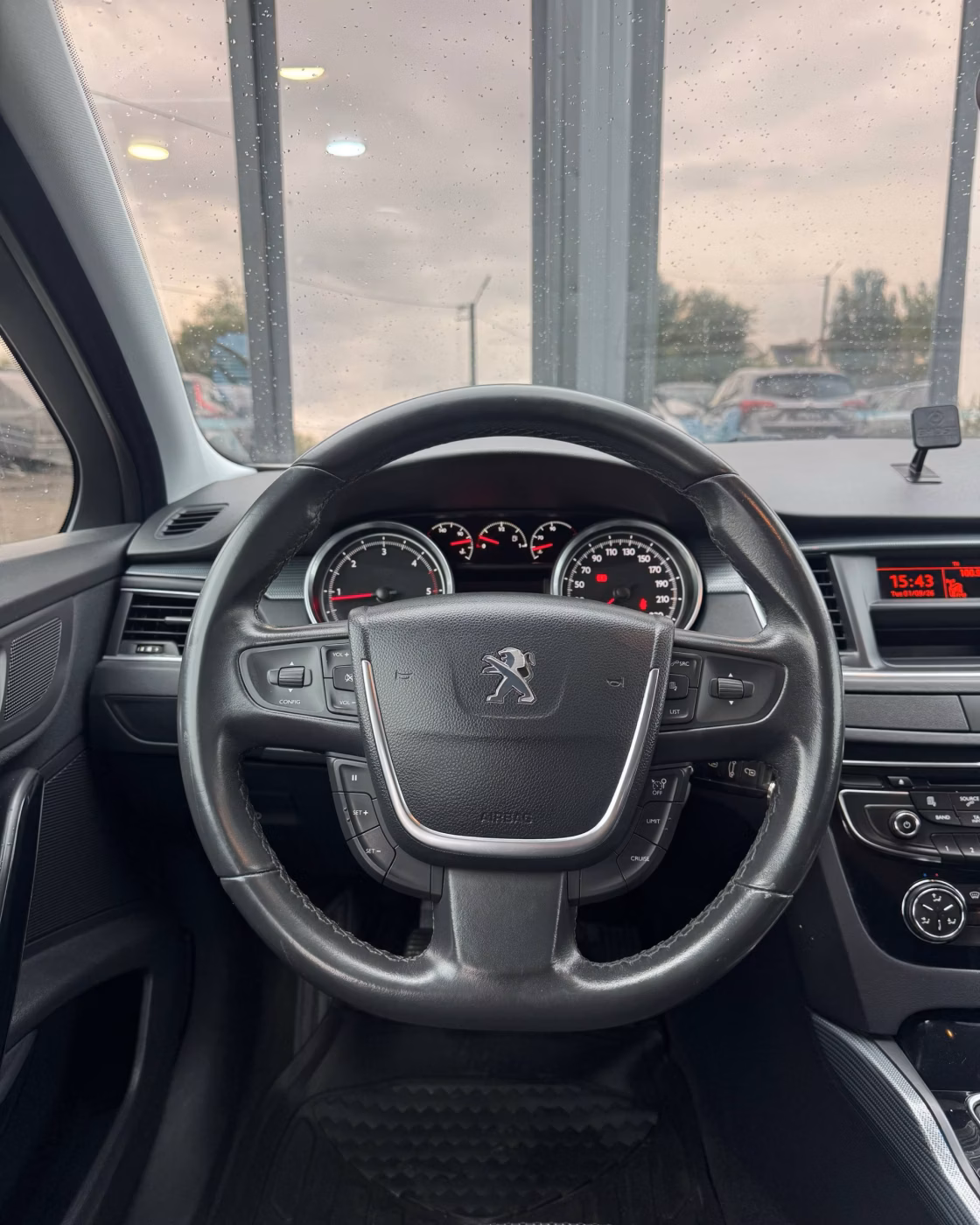 Peugeot 508 фото 15