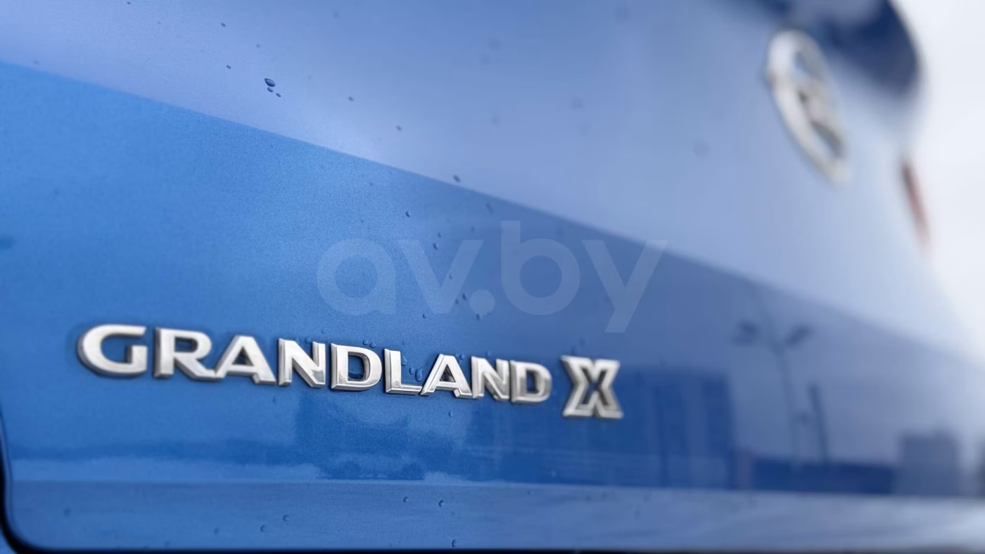 Opel Grandland X фото 8