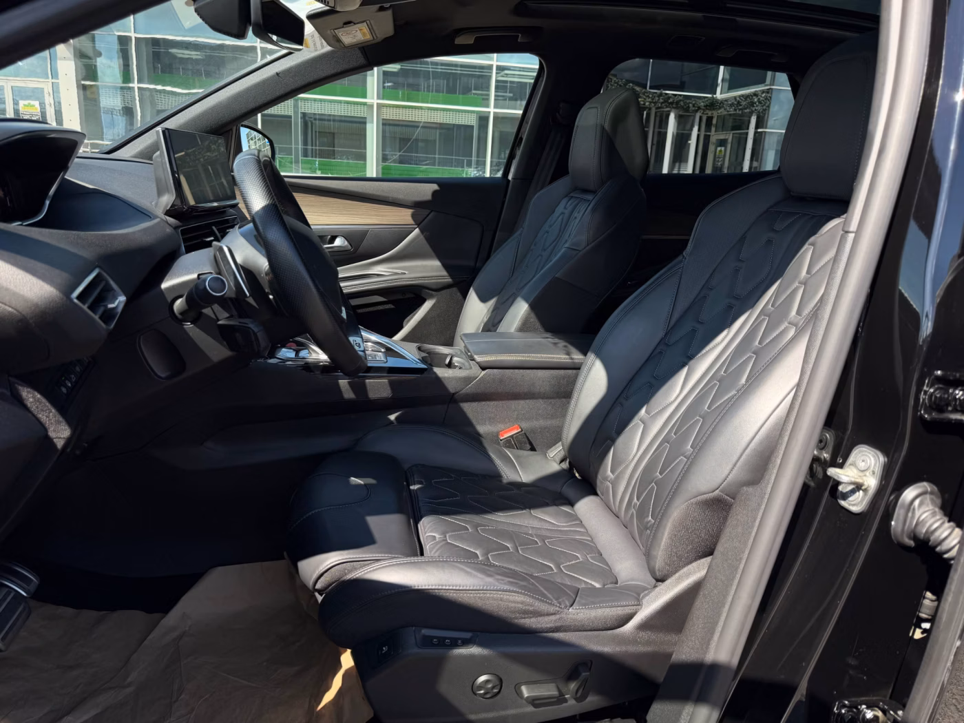 Peugeot 3008 фото 17