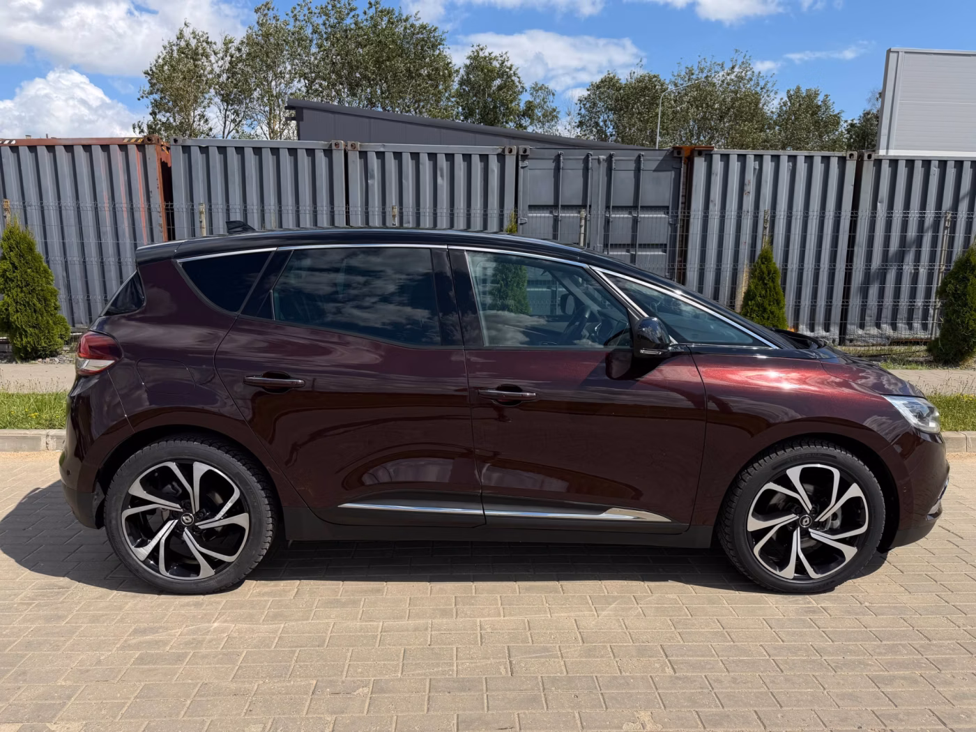 Renault Scenic фото 8