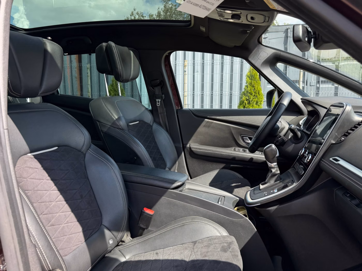 Renault Scenic фото 16