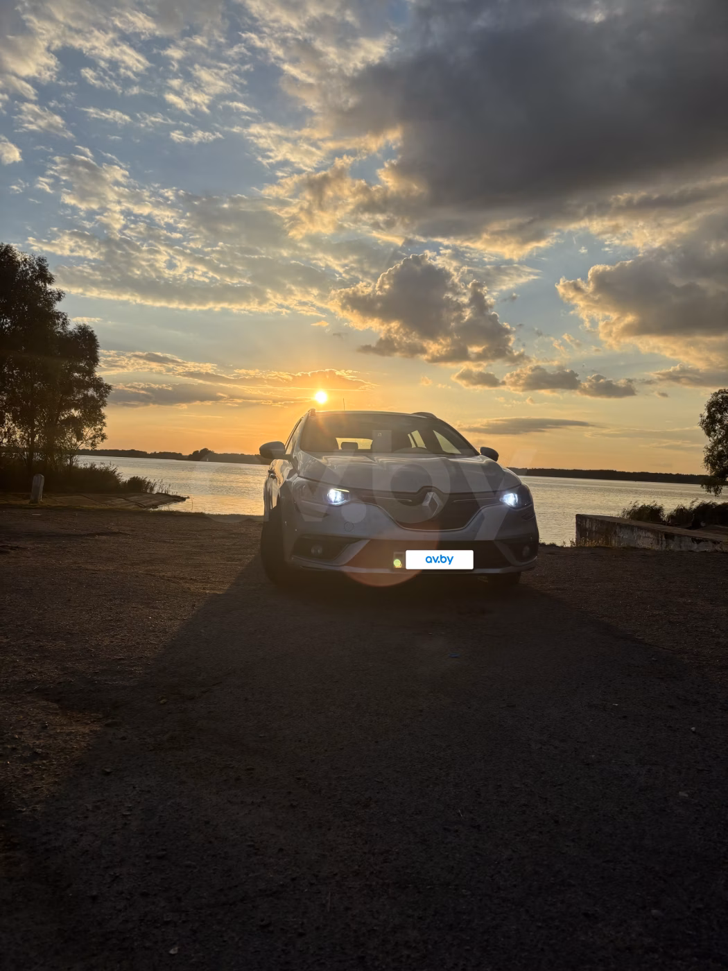 Renault Megane фото 16