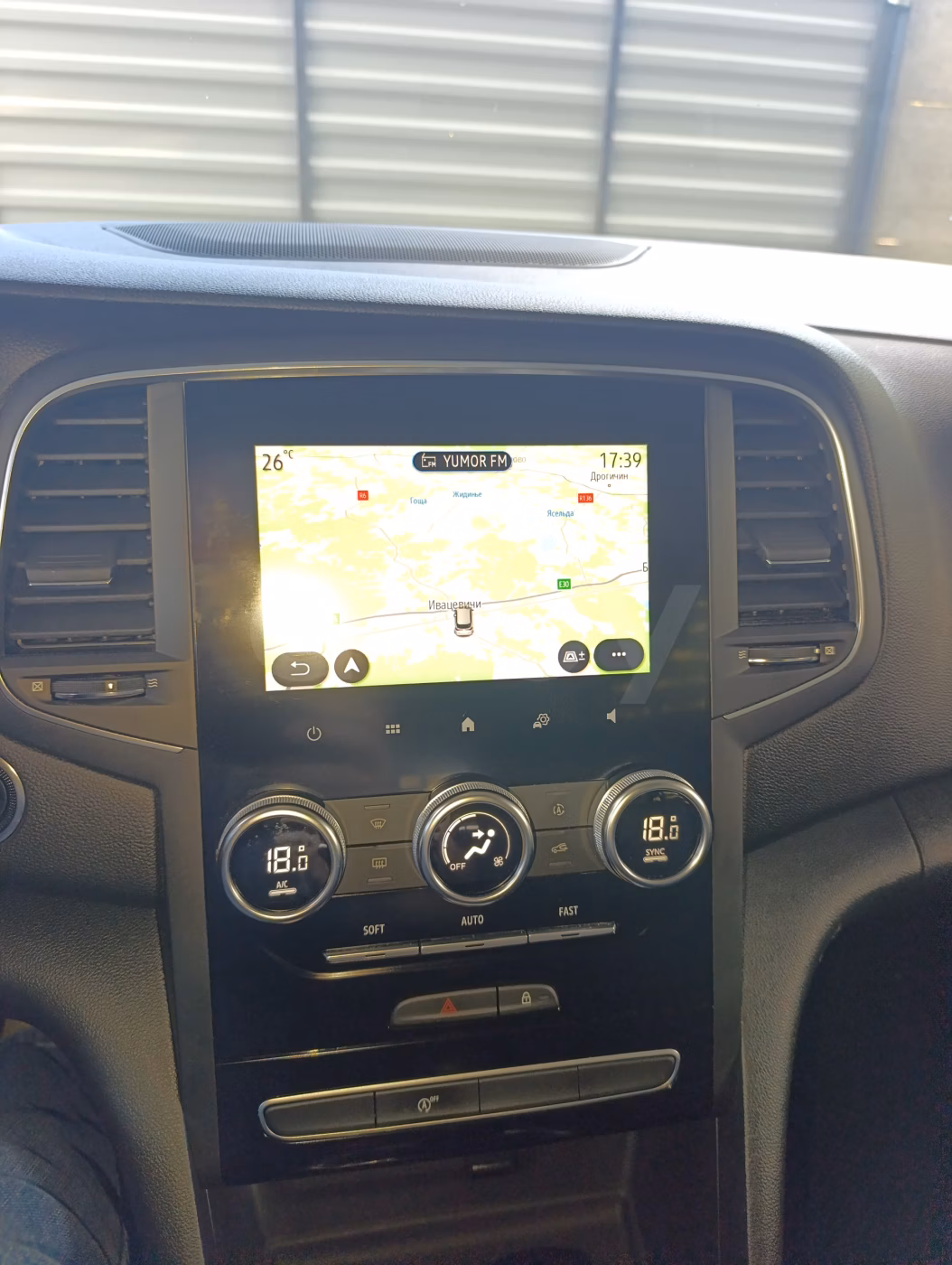 Renault Megane фото 19