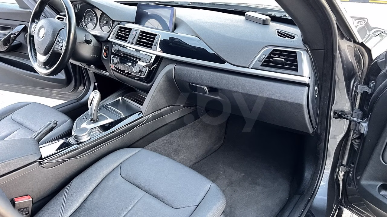 BMW 3 серия фото 15