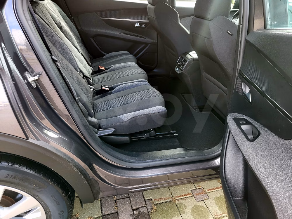 Peugeot 5008 фото 12