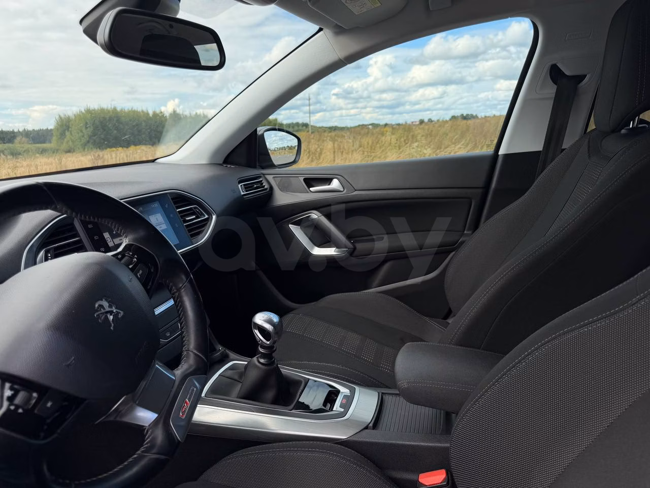Peugeot 308 фото 7