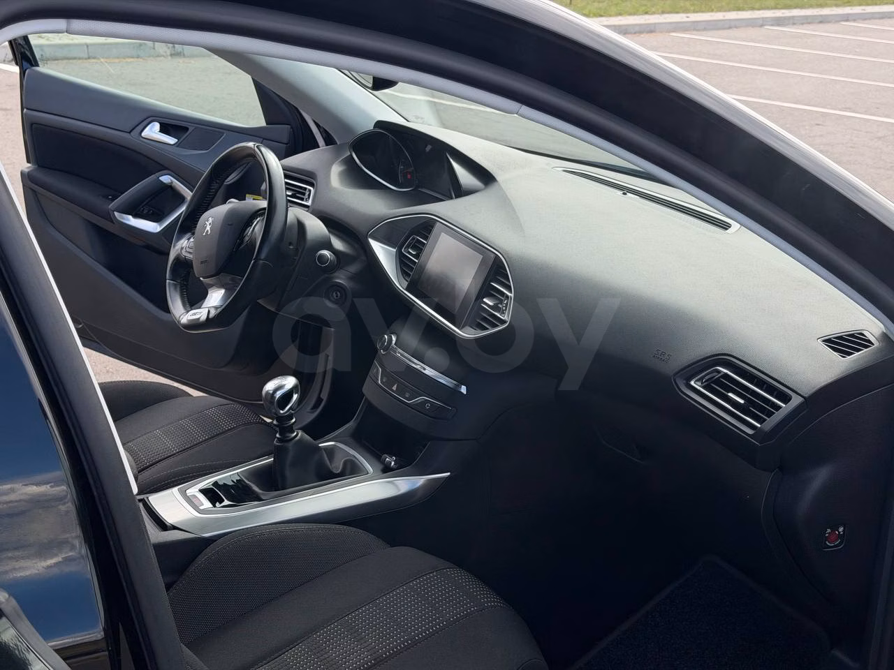 Peugeot 308 фото 6