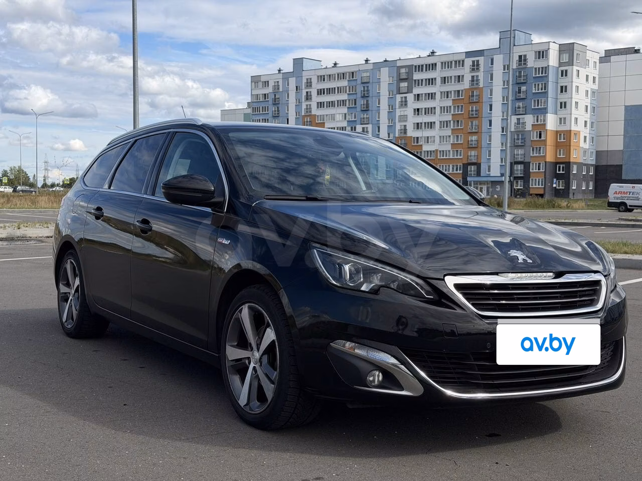 Peugeot 308 фото 2