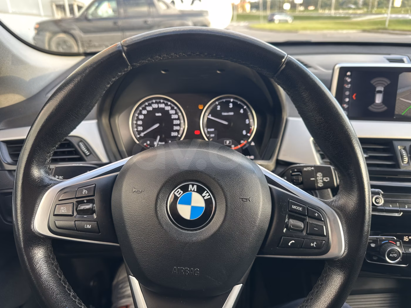 BMW X1 фото 7