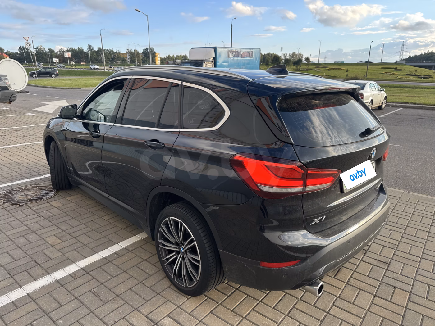BMW X1 фото 6