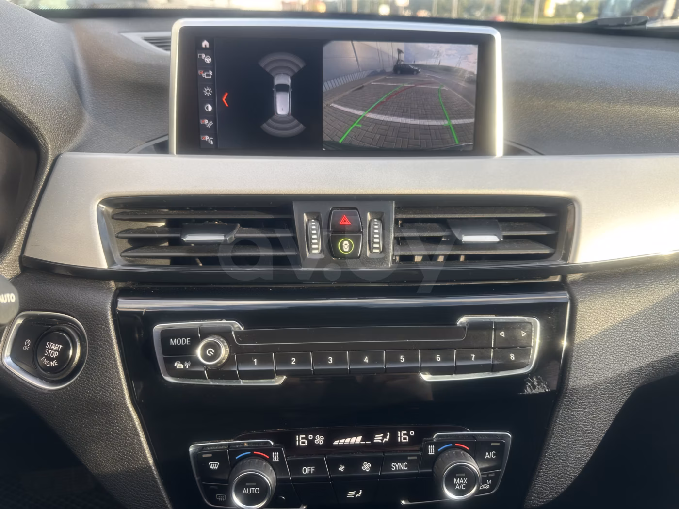 BMW X1 фото 8