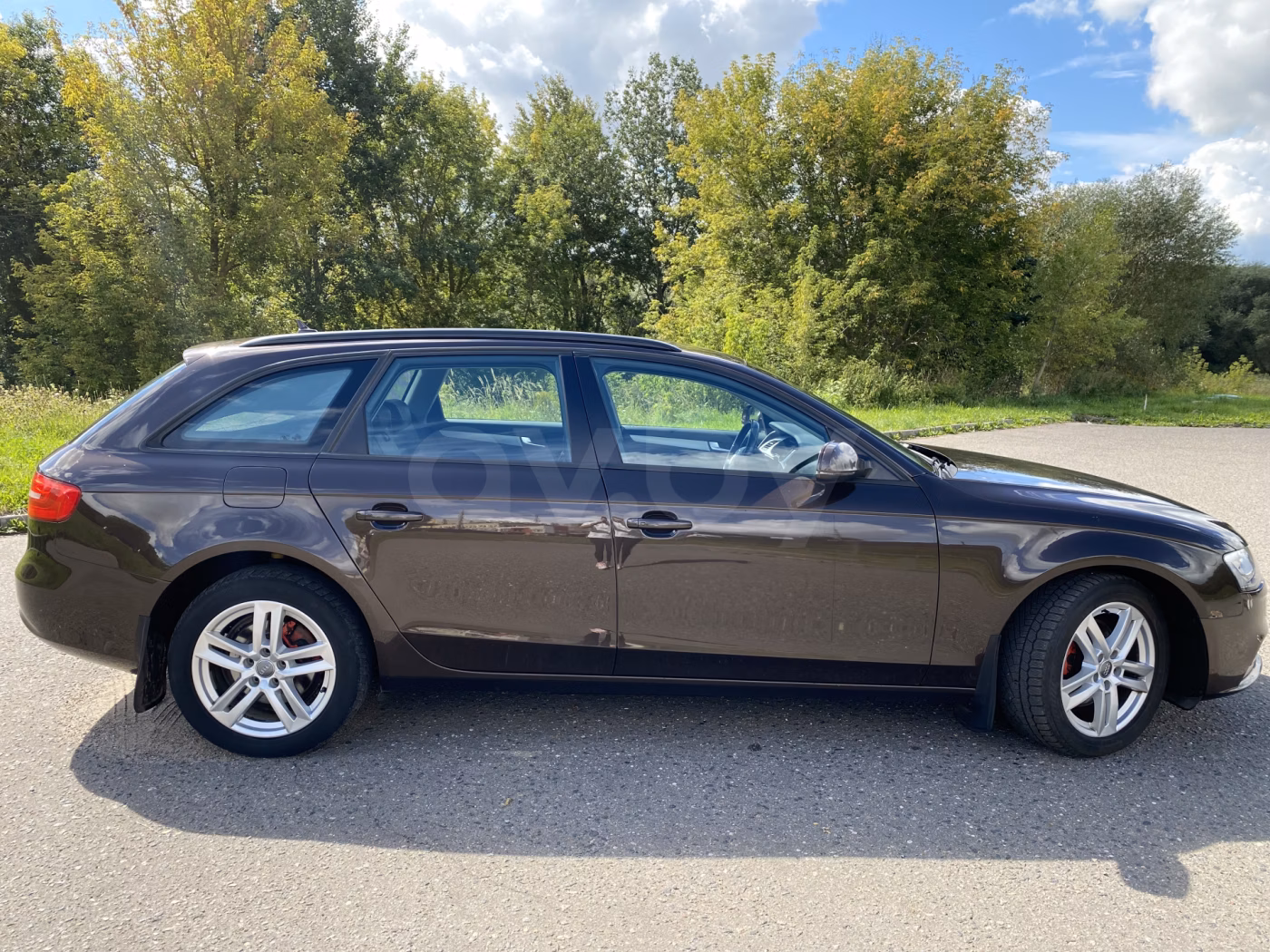 Audi A4 фото 5