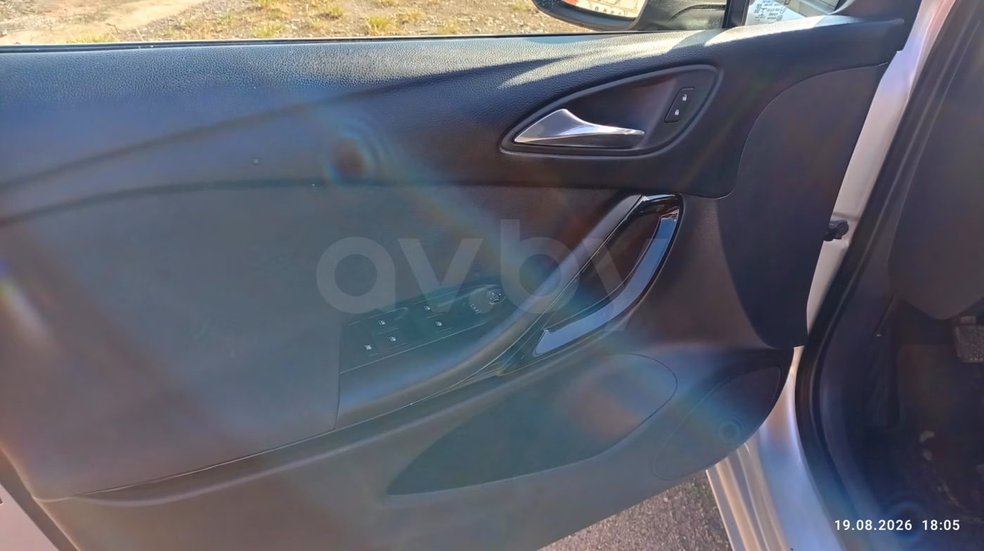 Opel Astra фото 11