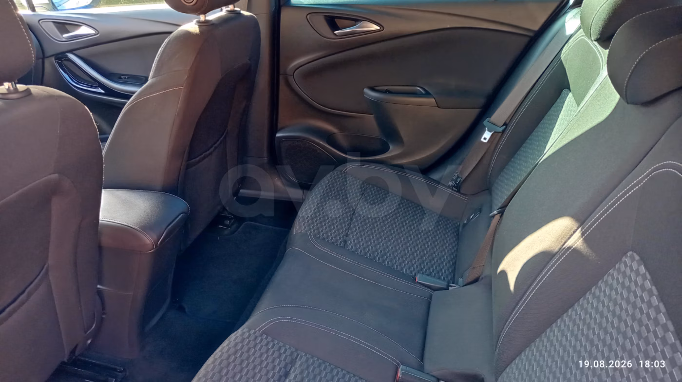 Opel Astra фото 7