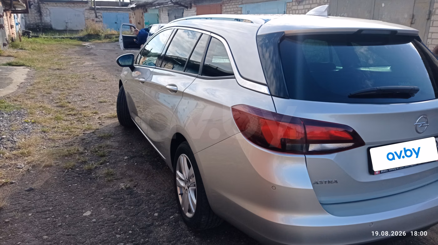 Opel Astra фото 4