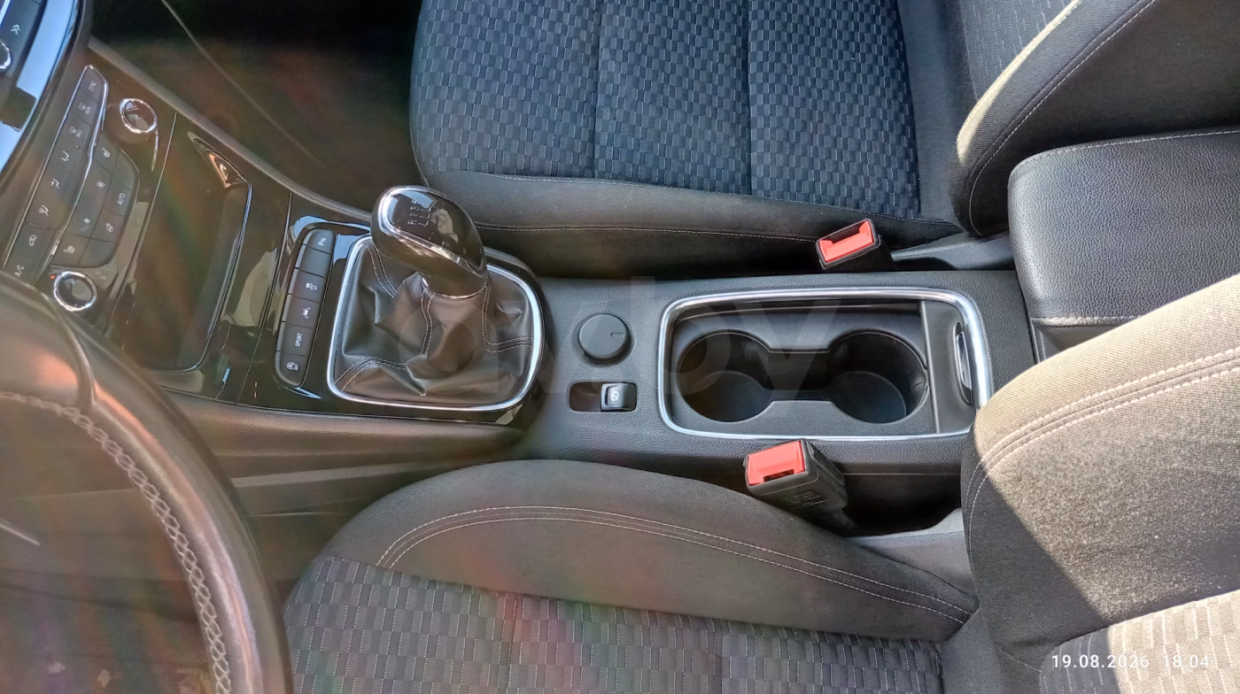 Opel Astra фото 9