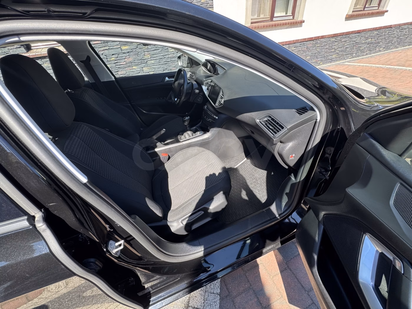 Peugeot 308 фото 8