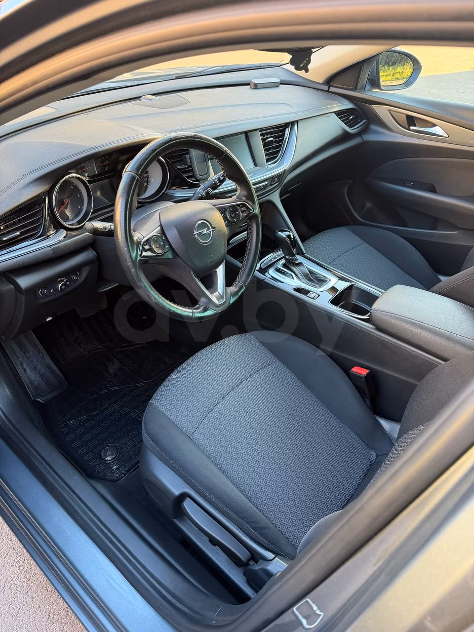 Opel Insignia фото 9