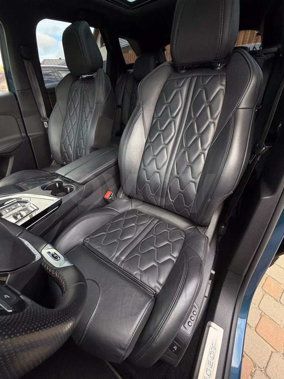 Peugeot 3008 фото 15