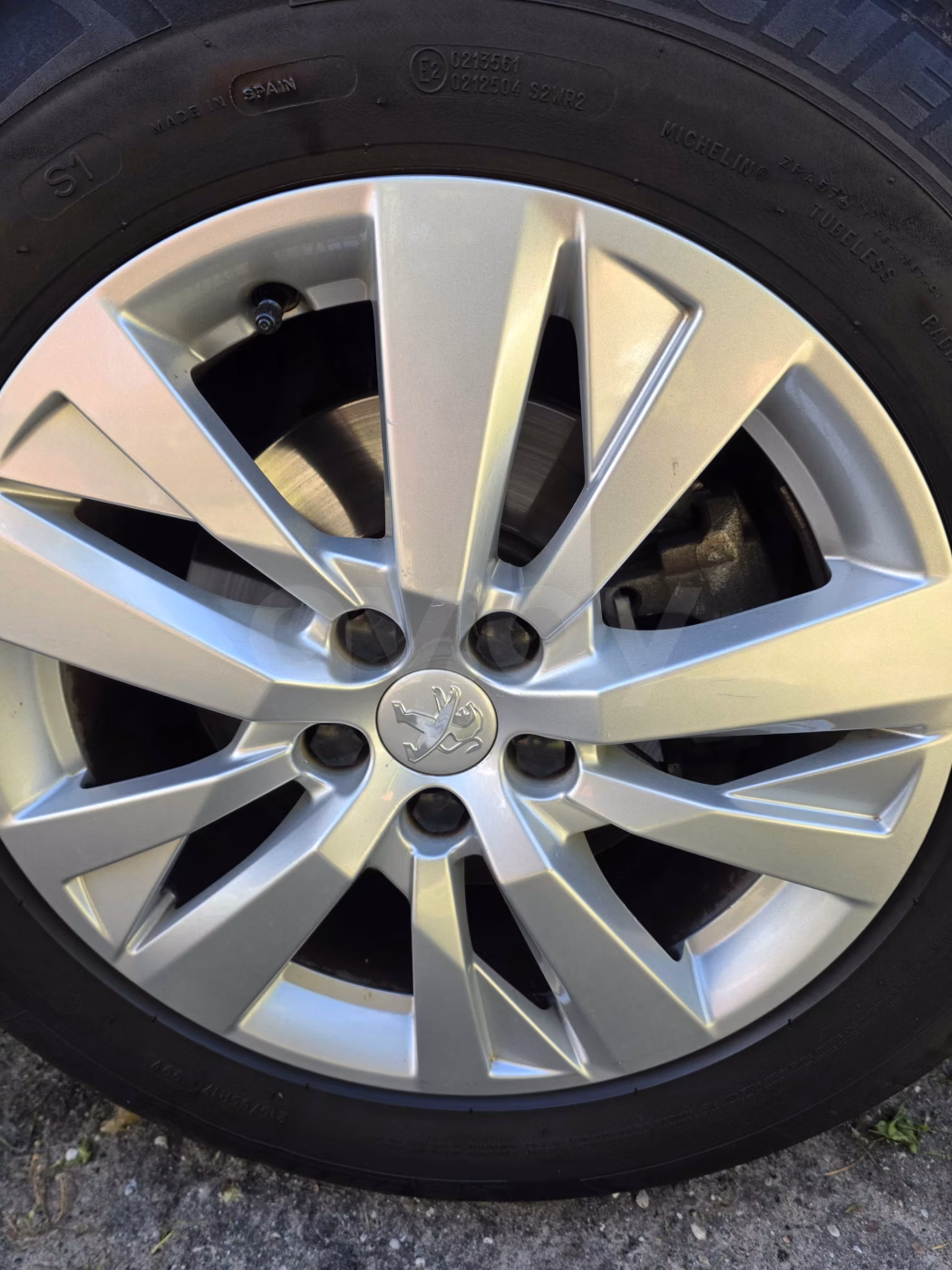 Peugeot 5008 фото 21