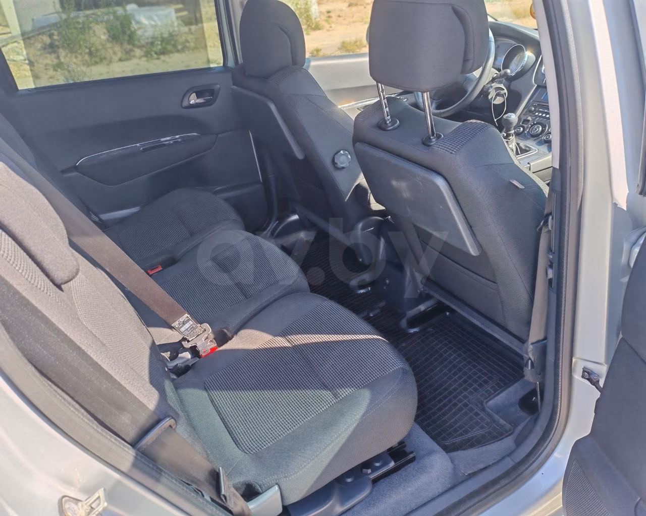 Peugeot 5008 фото 19