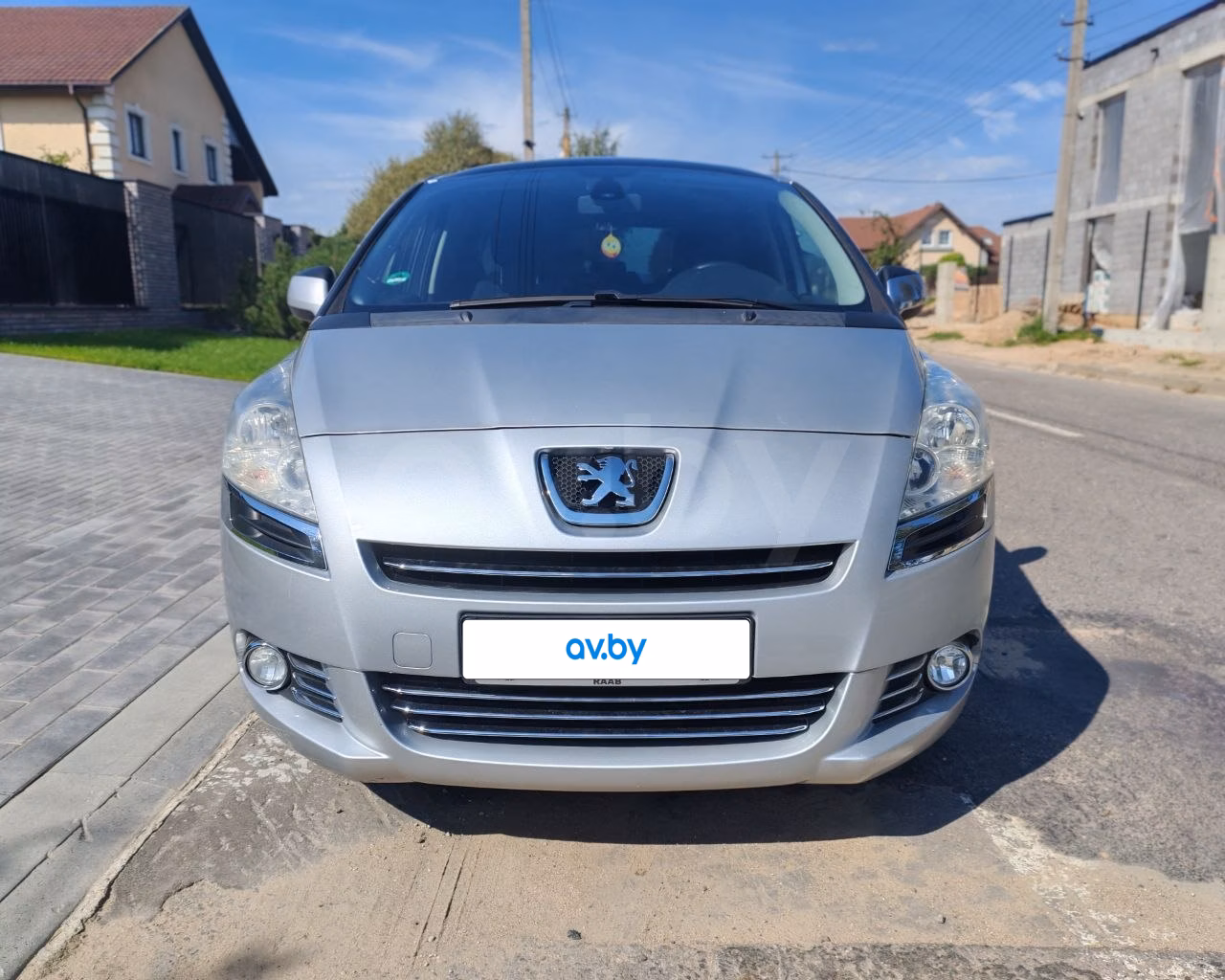 Peugeot 5008 фото 7
