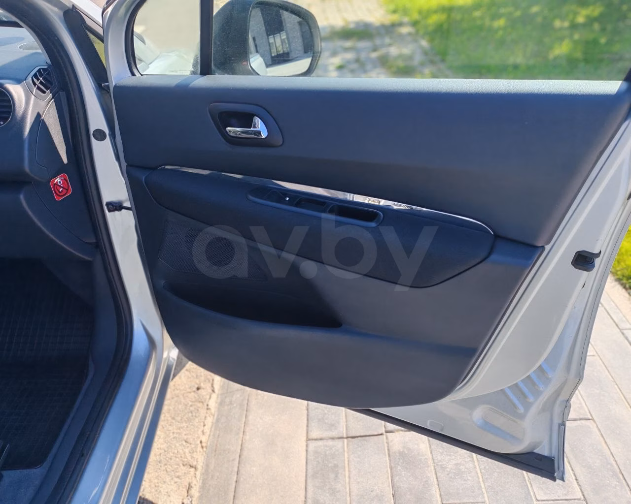 Peugeot 5008 фото 14