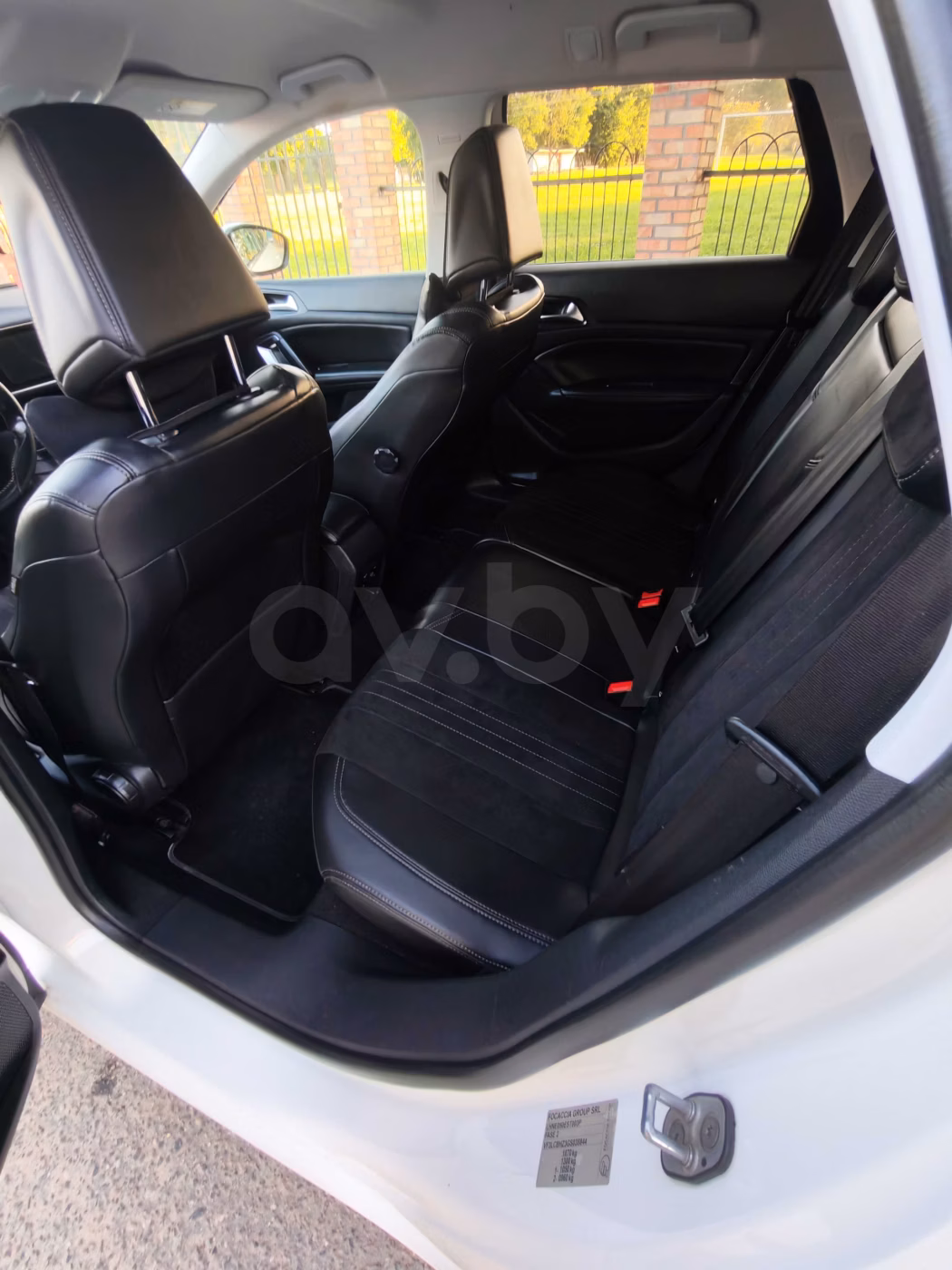Peugeot 308 фото 3