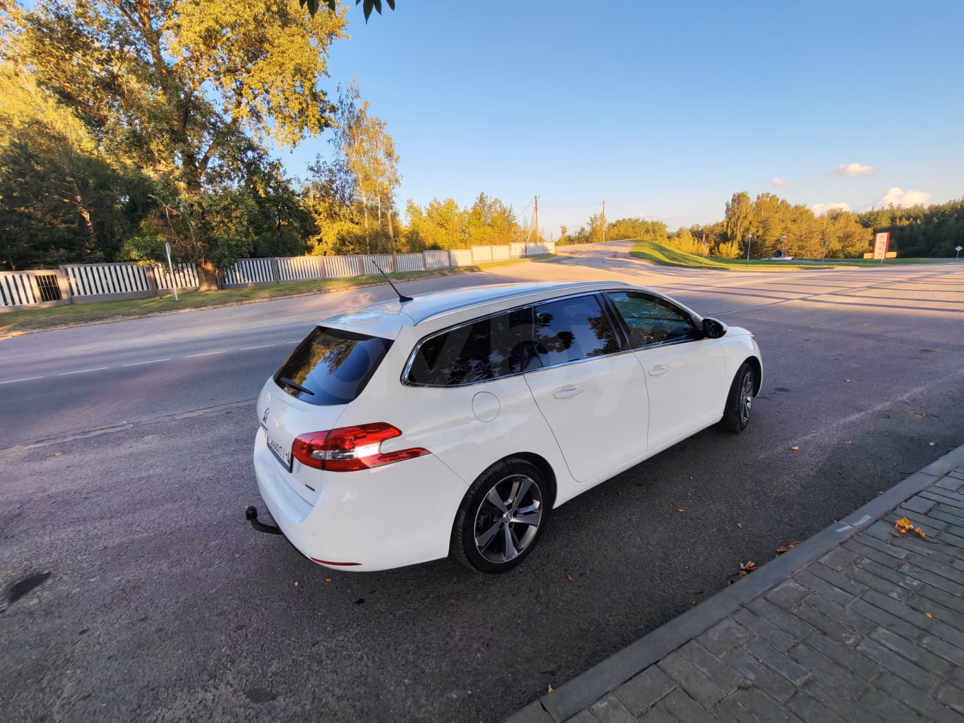 Peugeot 308 фото 6