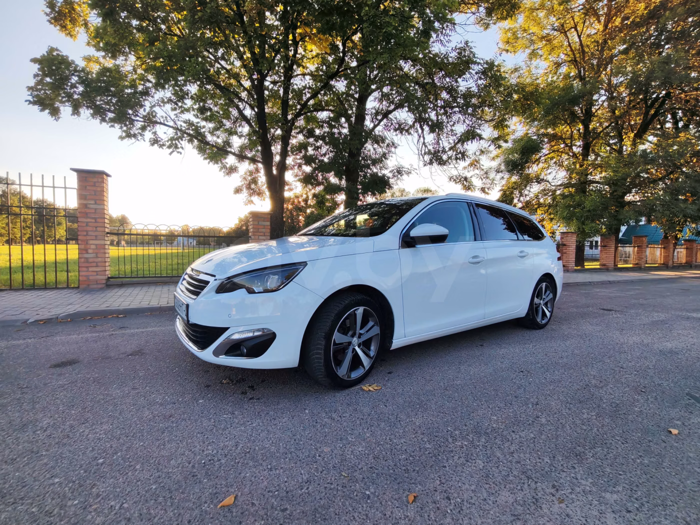 Peugeot 308 фото 8