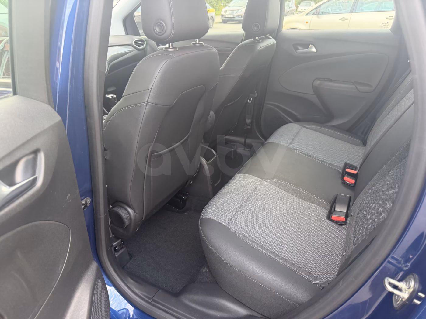 Opel Crossland X фото 17