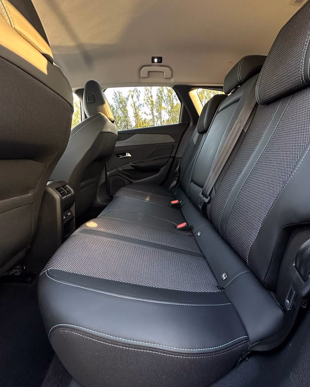 Peugeot 308 фото 10