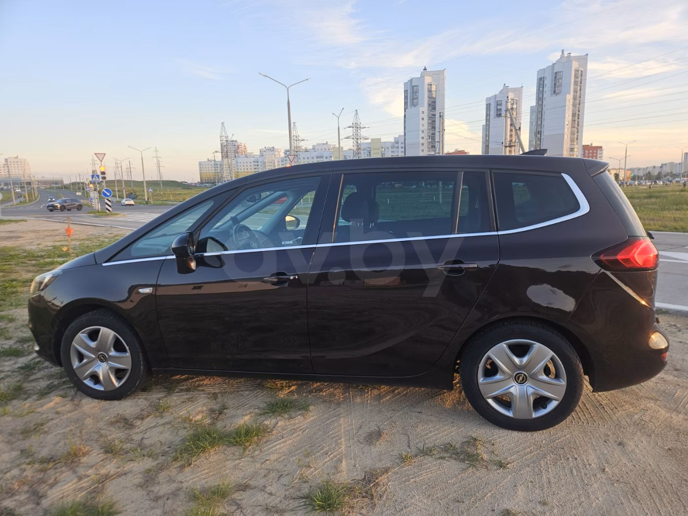 Opel Zafira фото 4