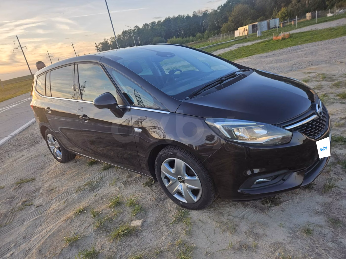 Opel Zafira фото 2