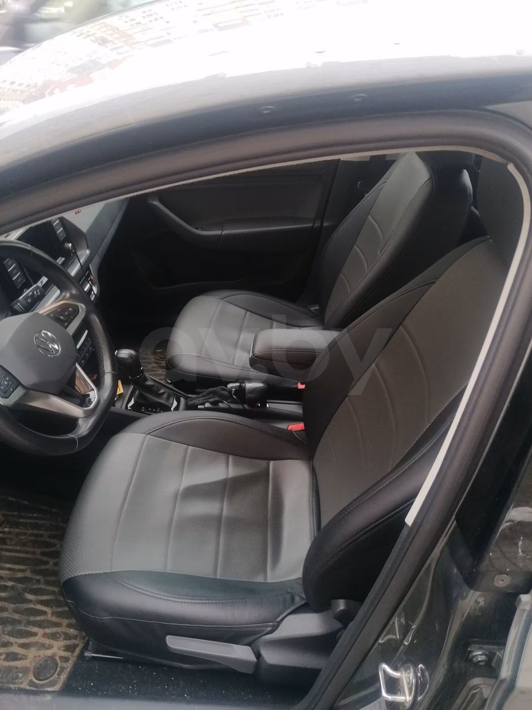 Volkswagen Polo Sedan фото 4