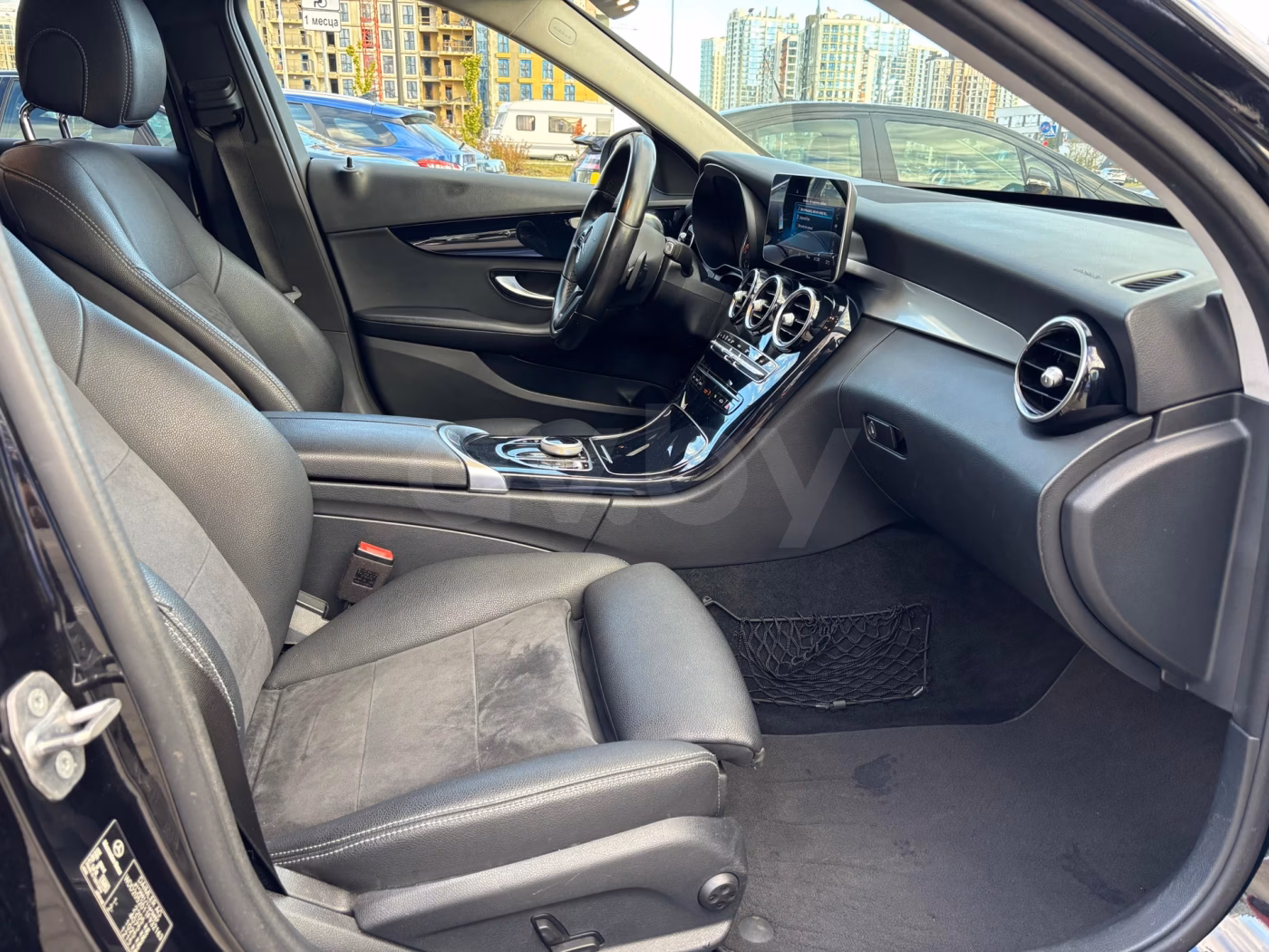 Mercedes-Benz C-Класс фото 12