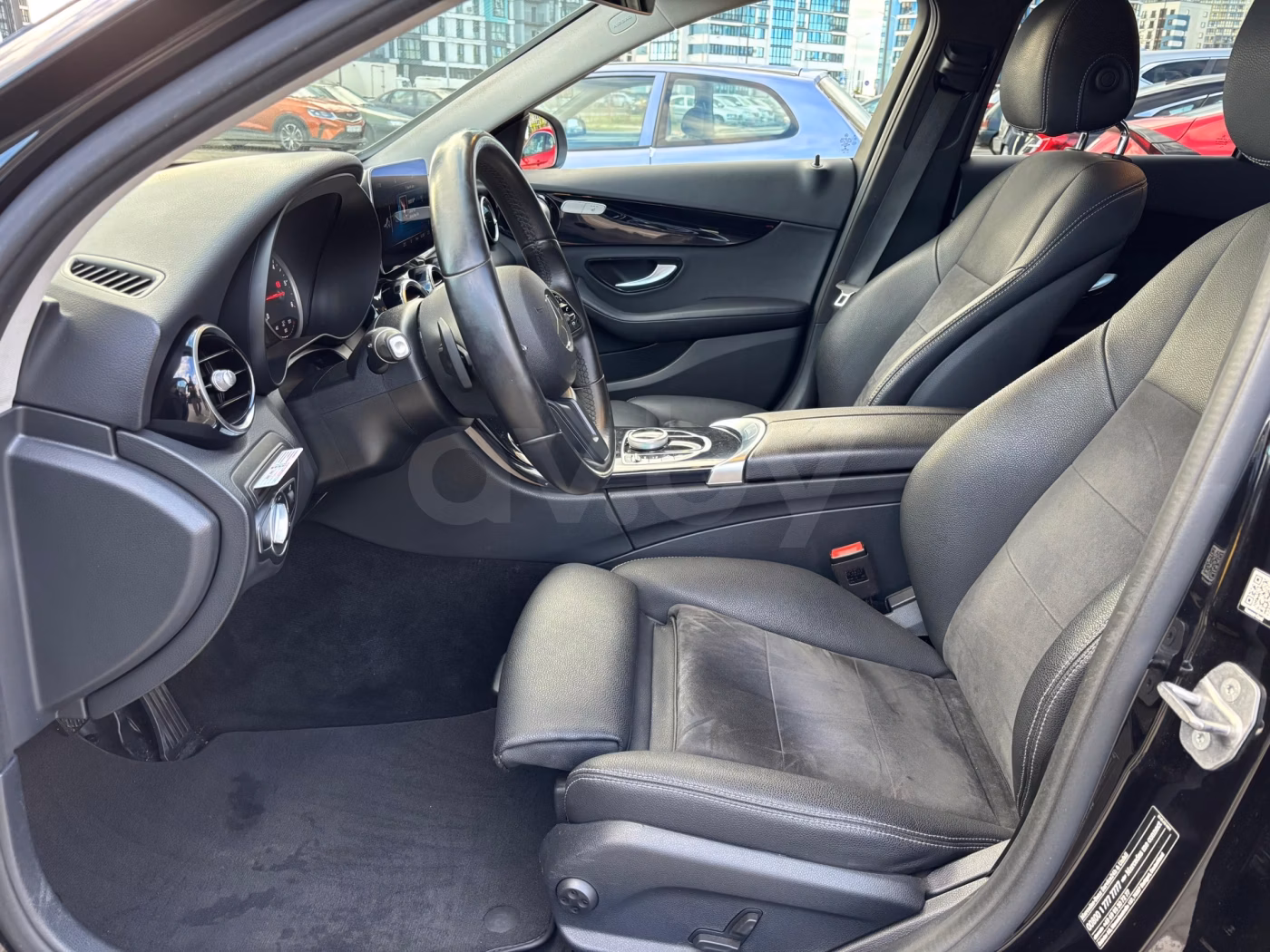 Mercedes-Benz C-Класс фото 16