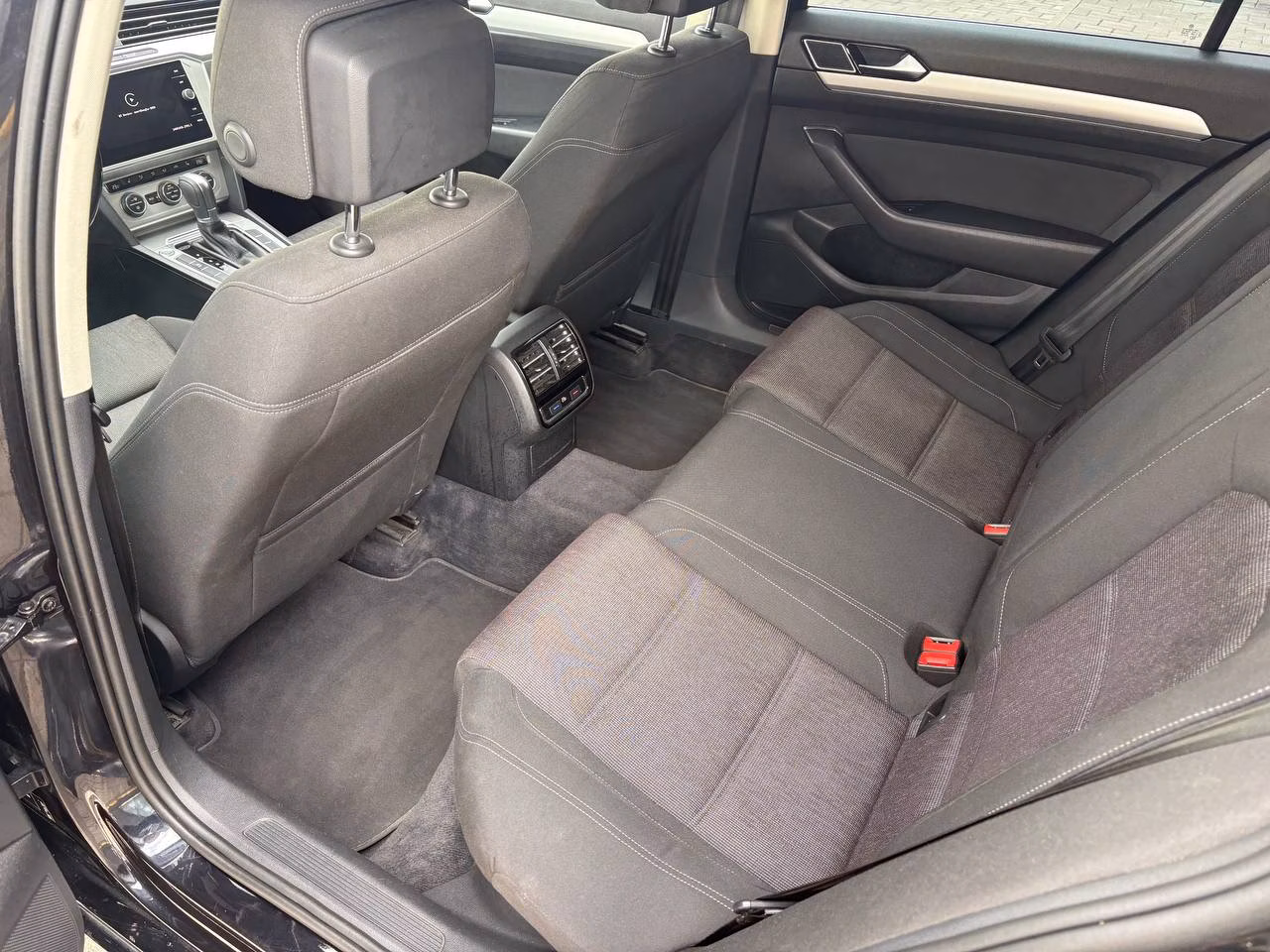Volkswagen Passat фото 14