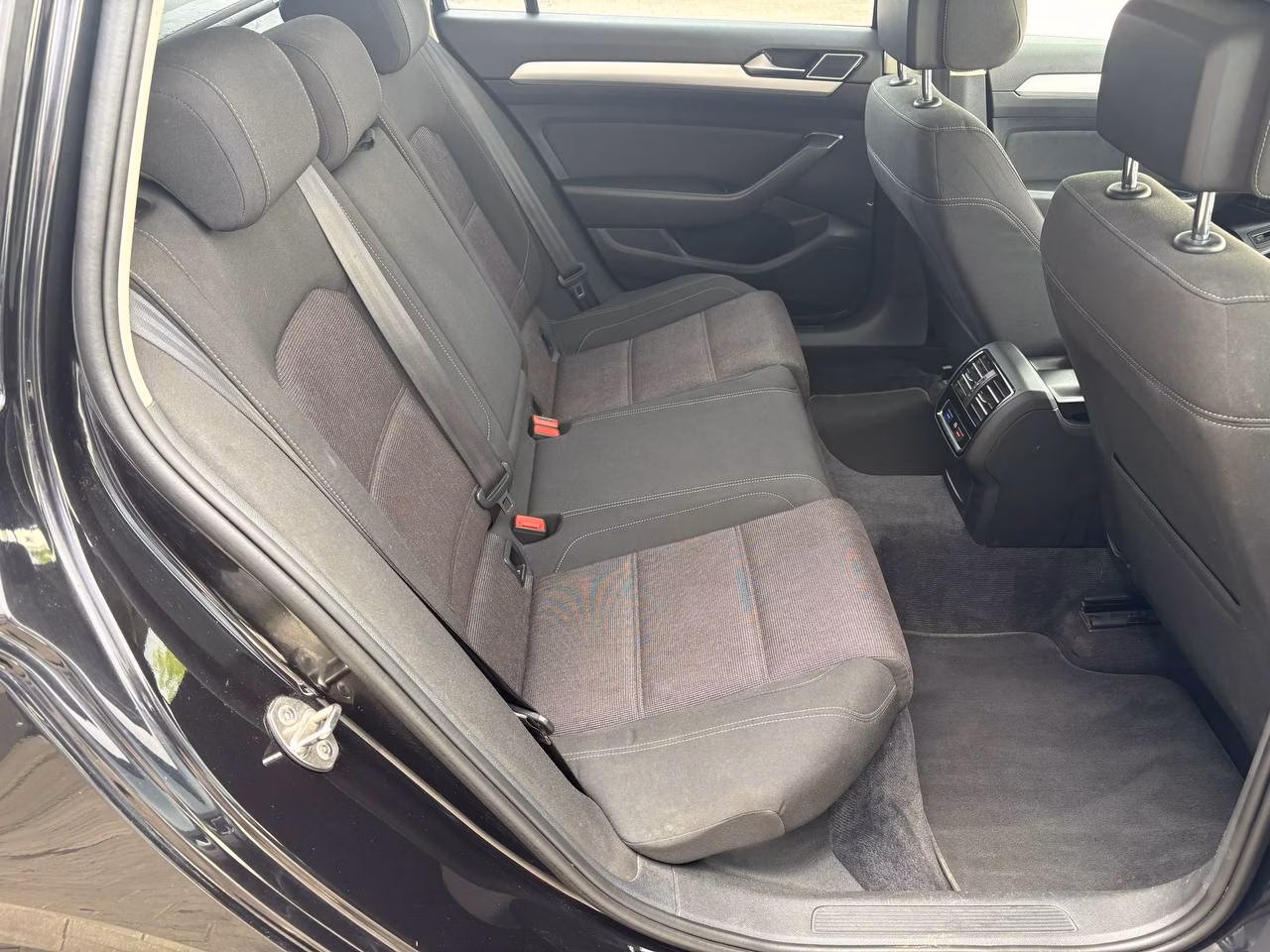 Volkswagen Passat фото 15