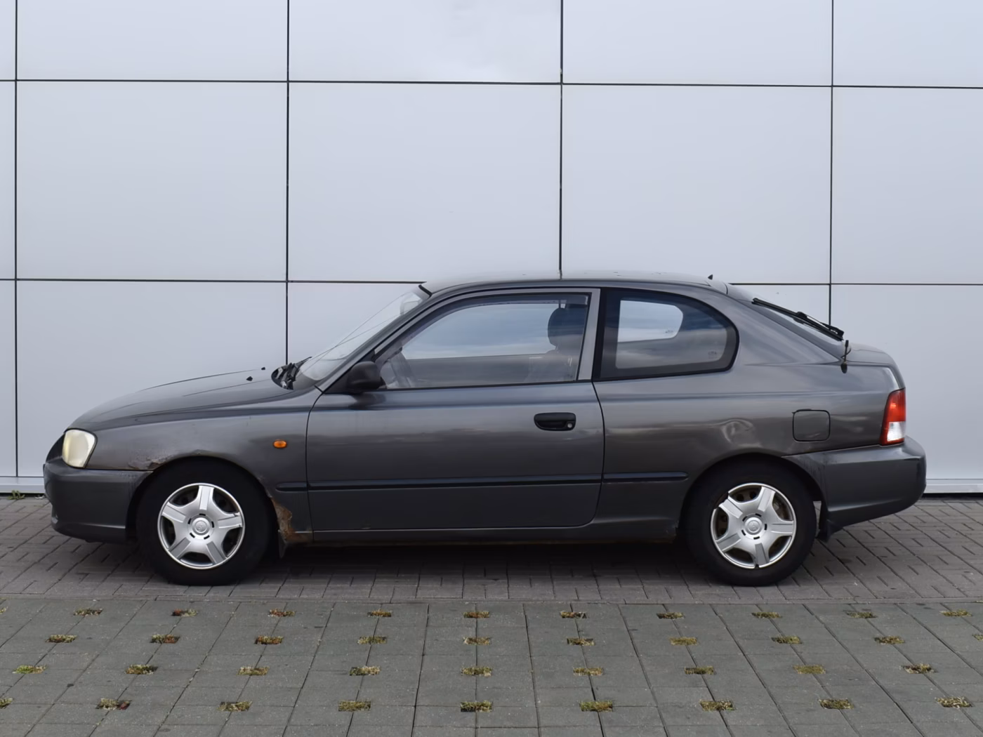 Hyundai Accent фото 6