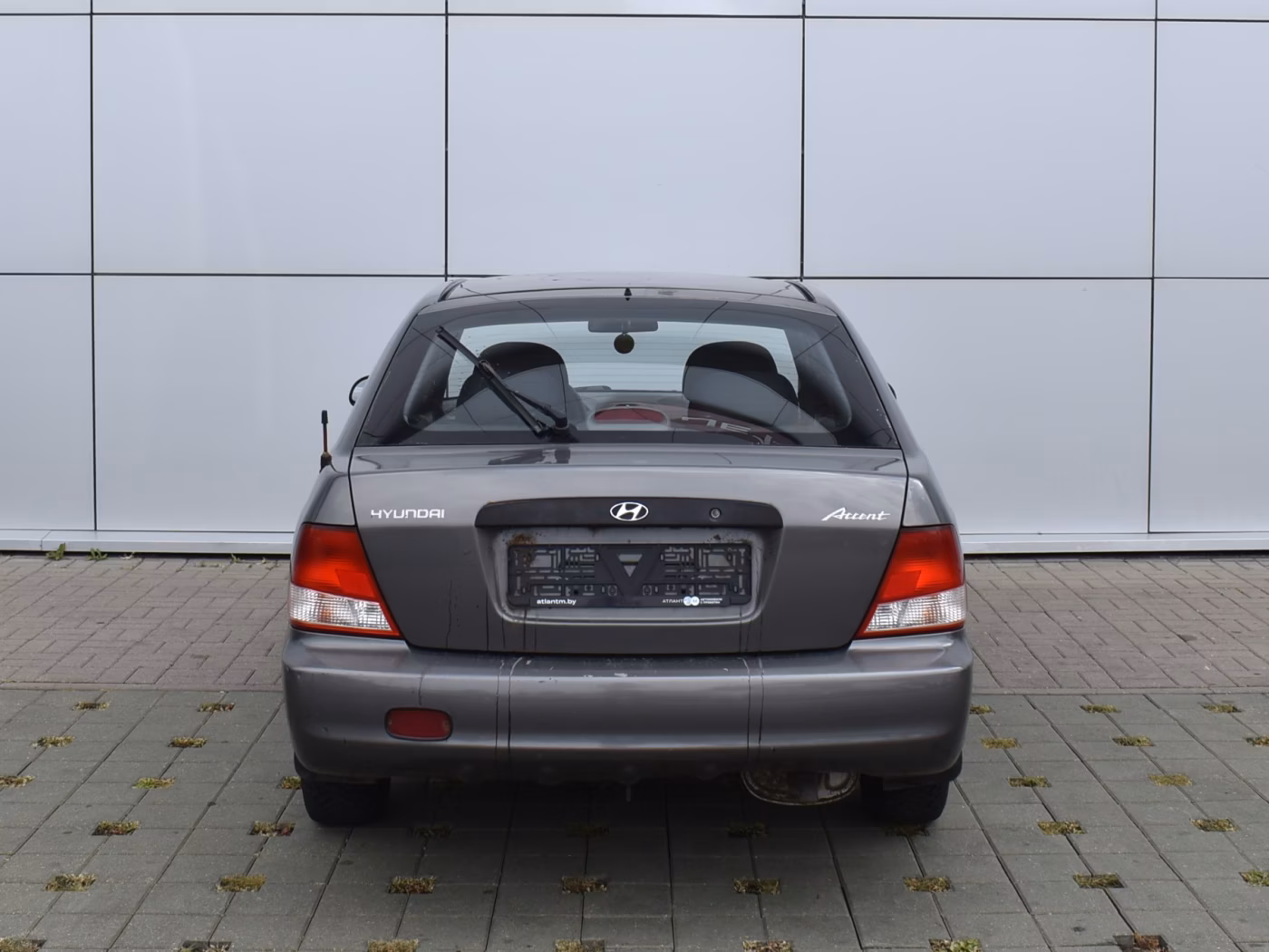 Hyundai Accent фото 5