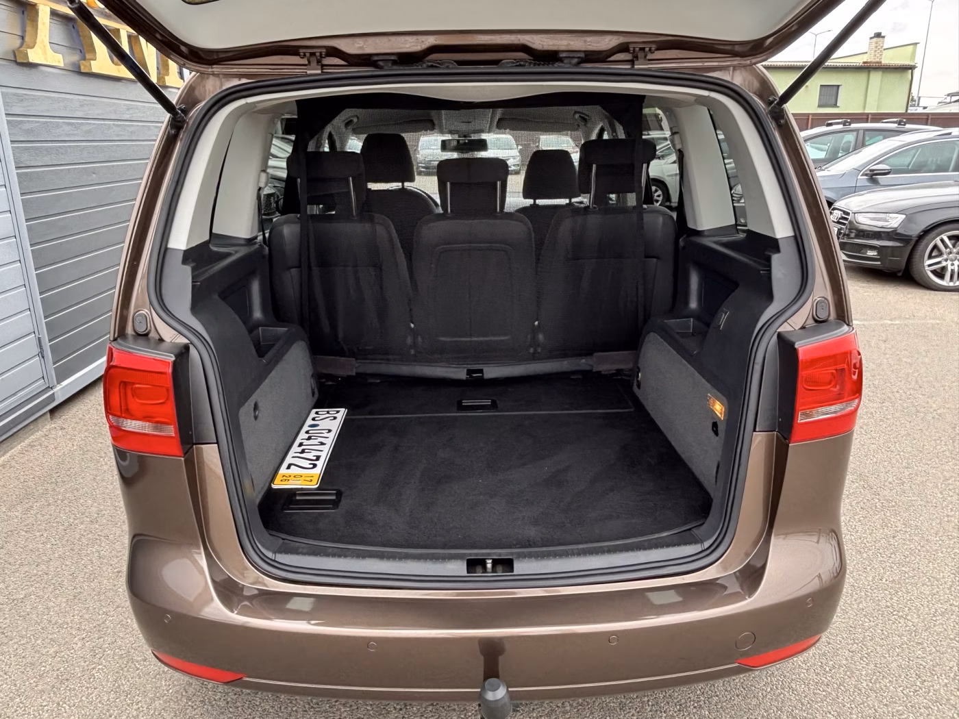 Volkswagen Touran фото 8