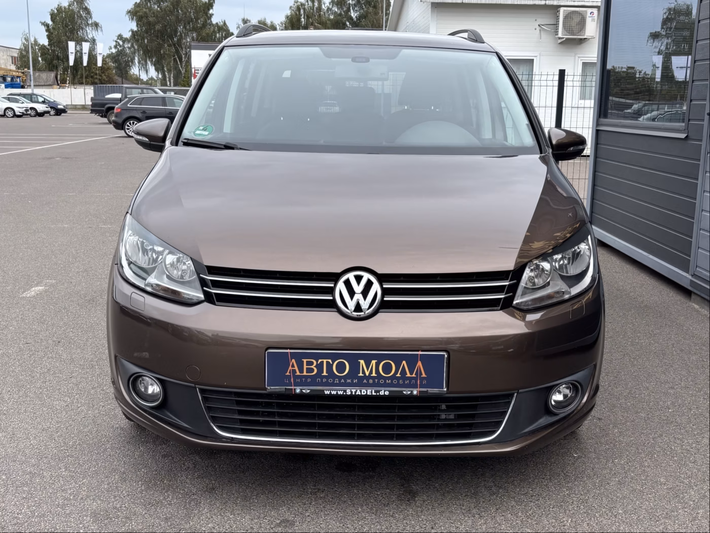 Volkswagen Touran фото 7