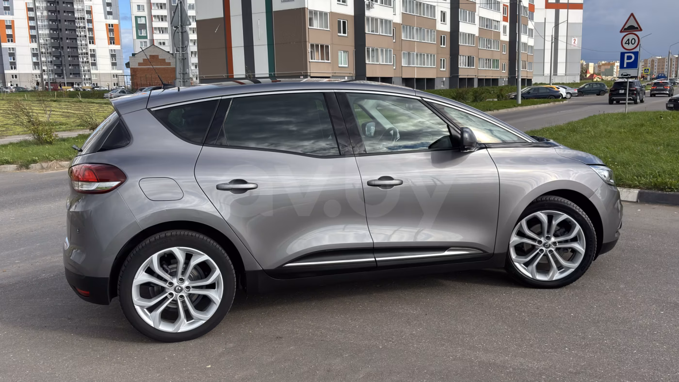Renault Scenic фото 26