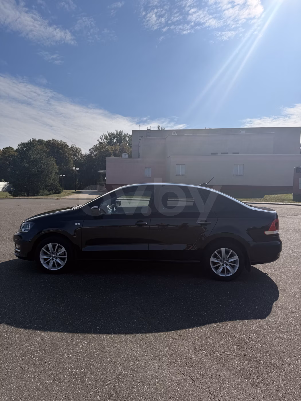 Volkswagen Polo Sedan фото 8