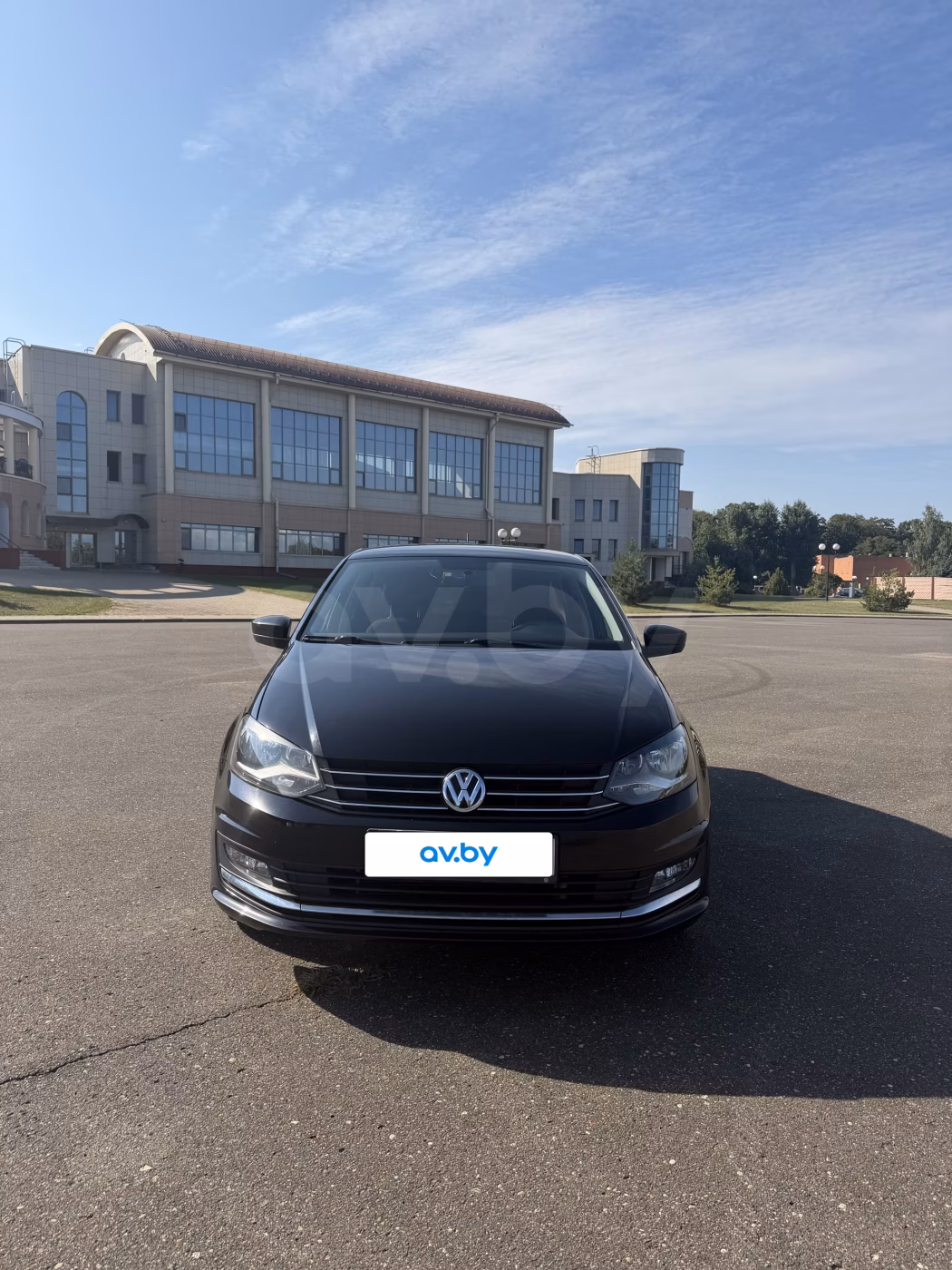 Volkswagen Polo Sedan фото 5